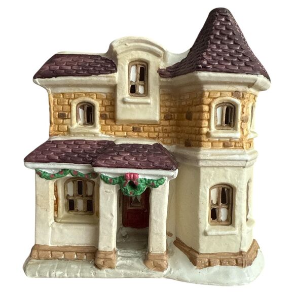 The Old Granville House of Bedford Falls | Illuminated Porcelain Building - Picture 2 of 11